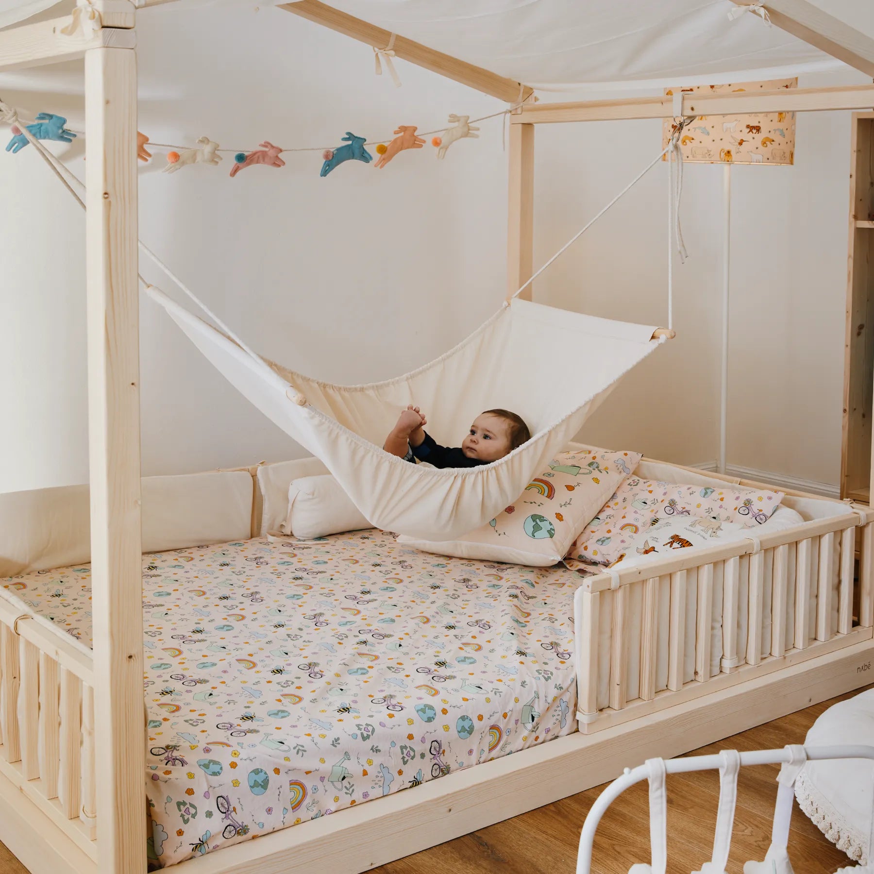 kinderbett mit hängematte Hängematte für Babys – Plumy – Nabè