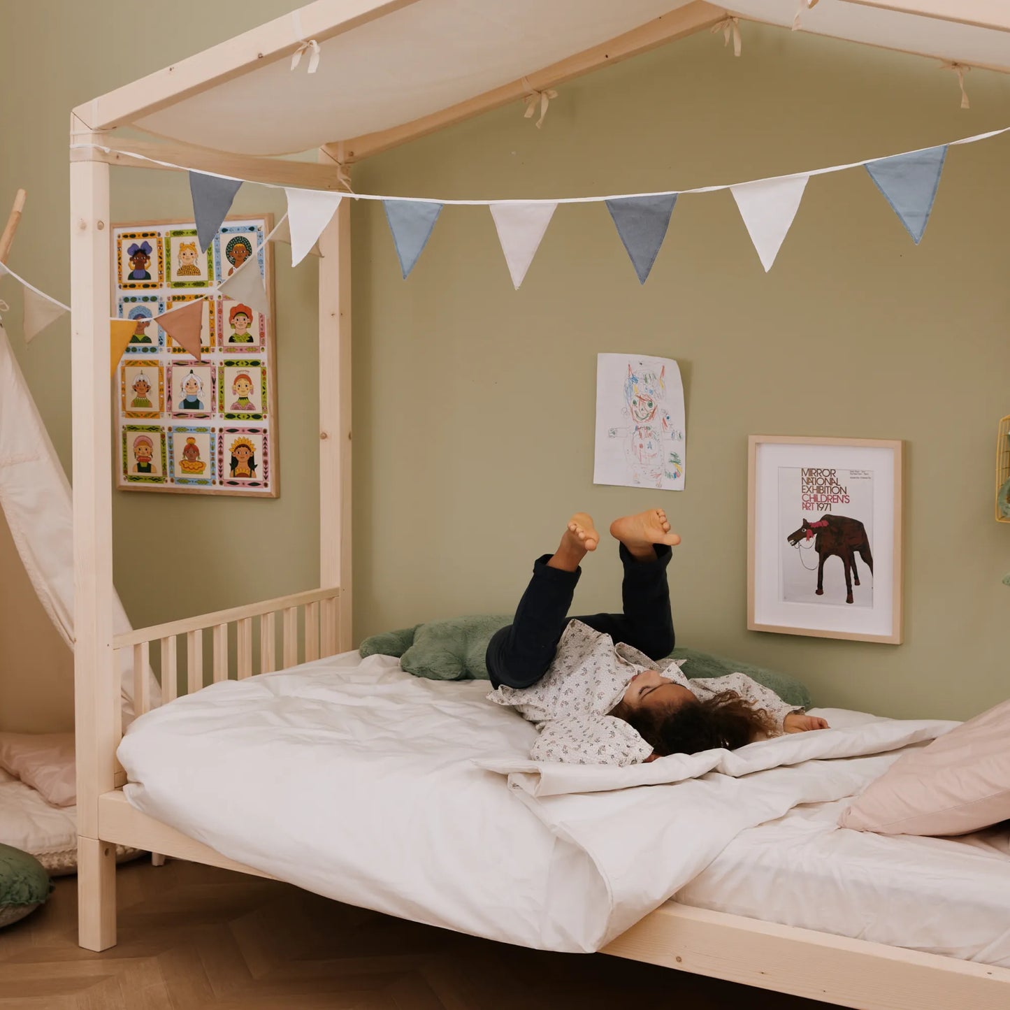 Mitwachsendes Bett zero+ Dream – Hausbett Kinder