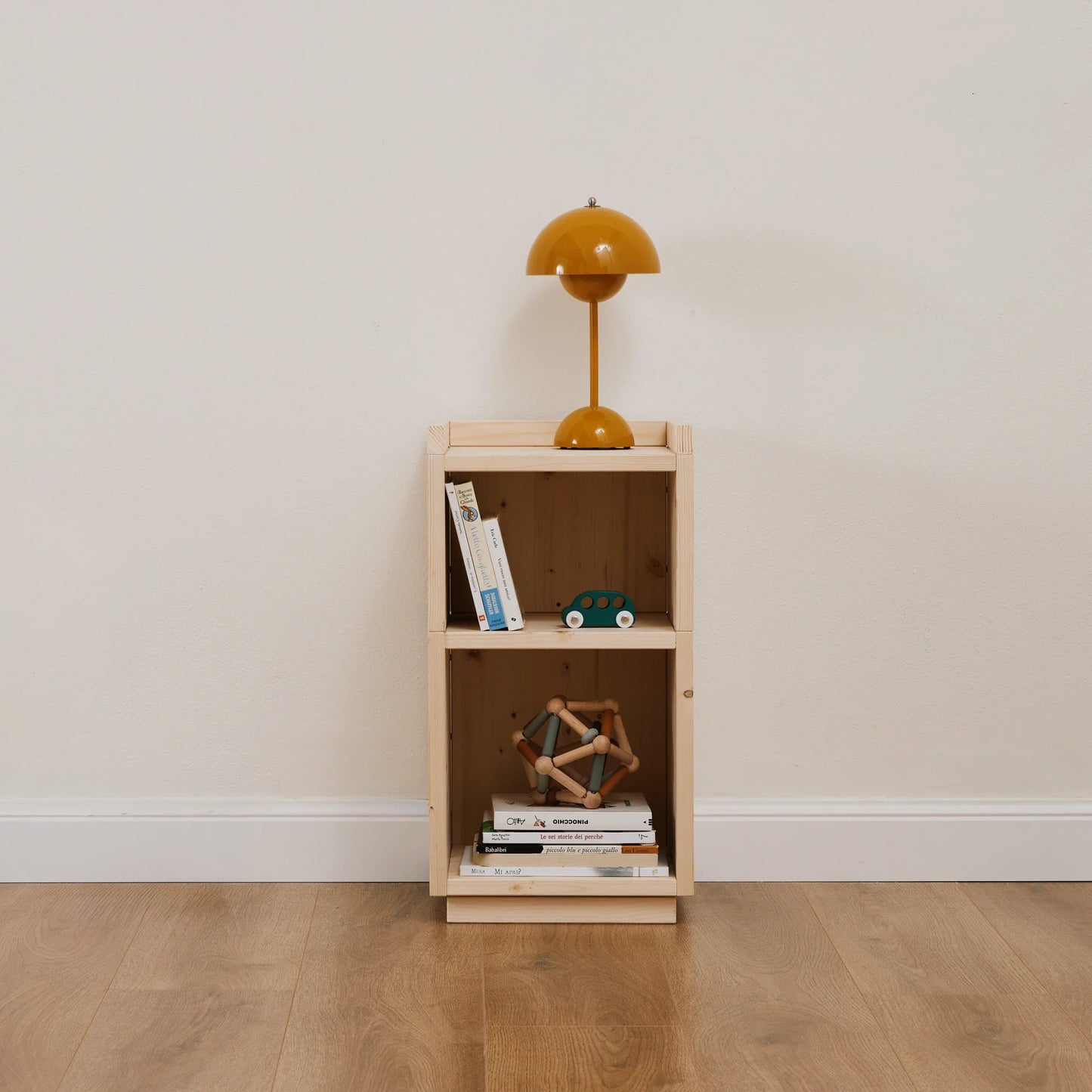 Mitwachsender Nachttisch EverGrow