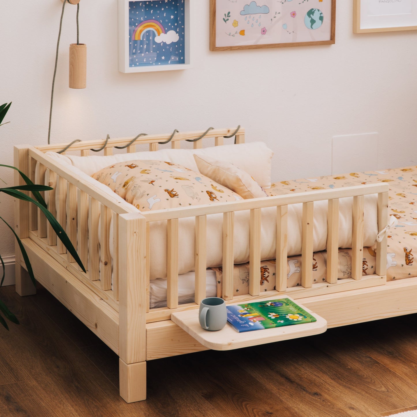 Mitwachsendes Montessori Bett zero+ Earth