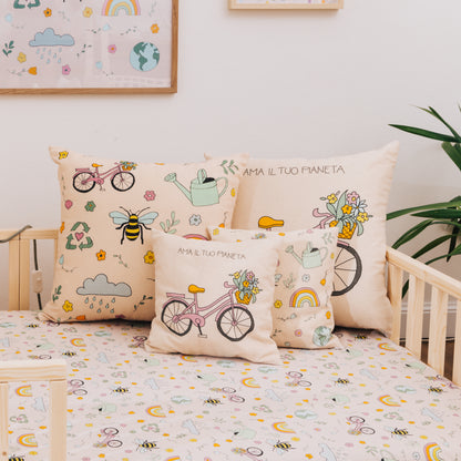 4 cuscini Ama il tuo pianeta in fantasie varie su un letto zero+Earth by nabè.