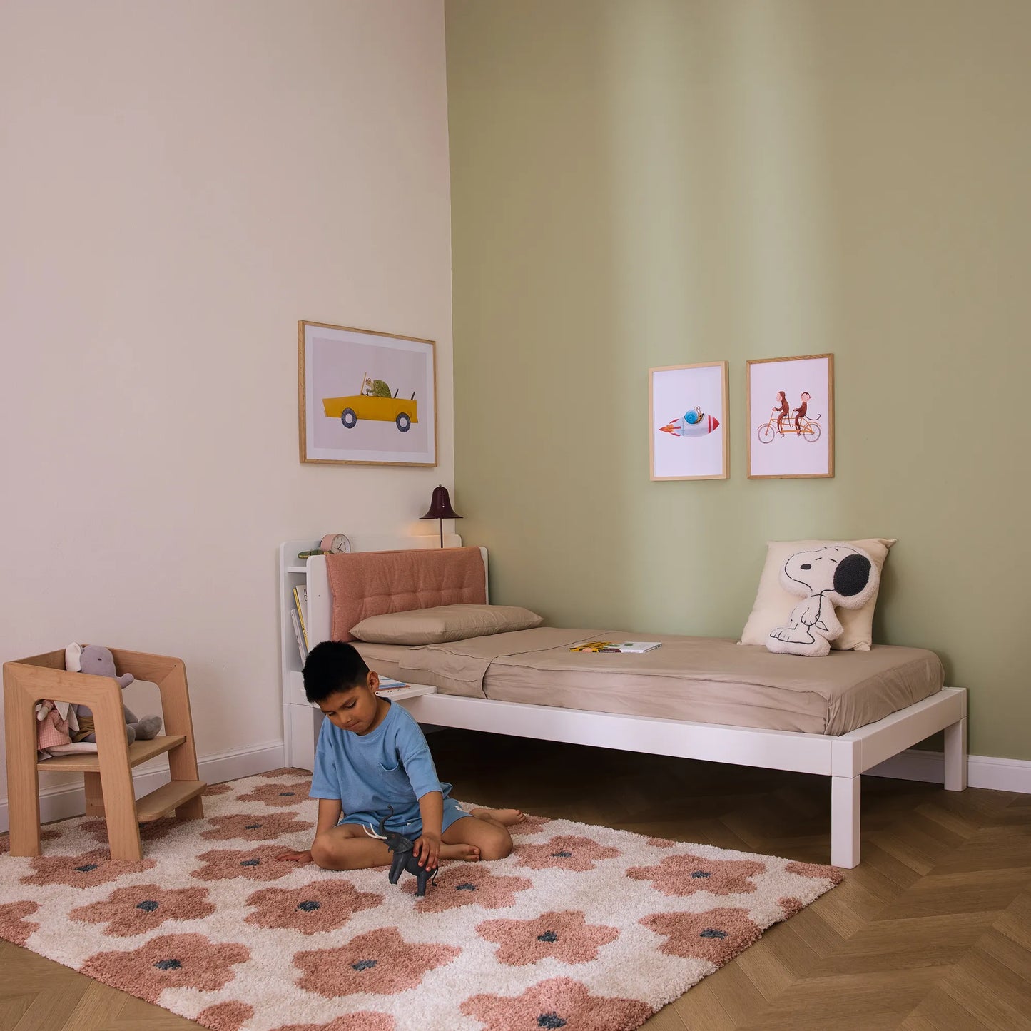 Mitwachsendes Kinderbett mit Stauraum-Kopfteil zero+ Fun bio paint