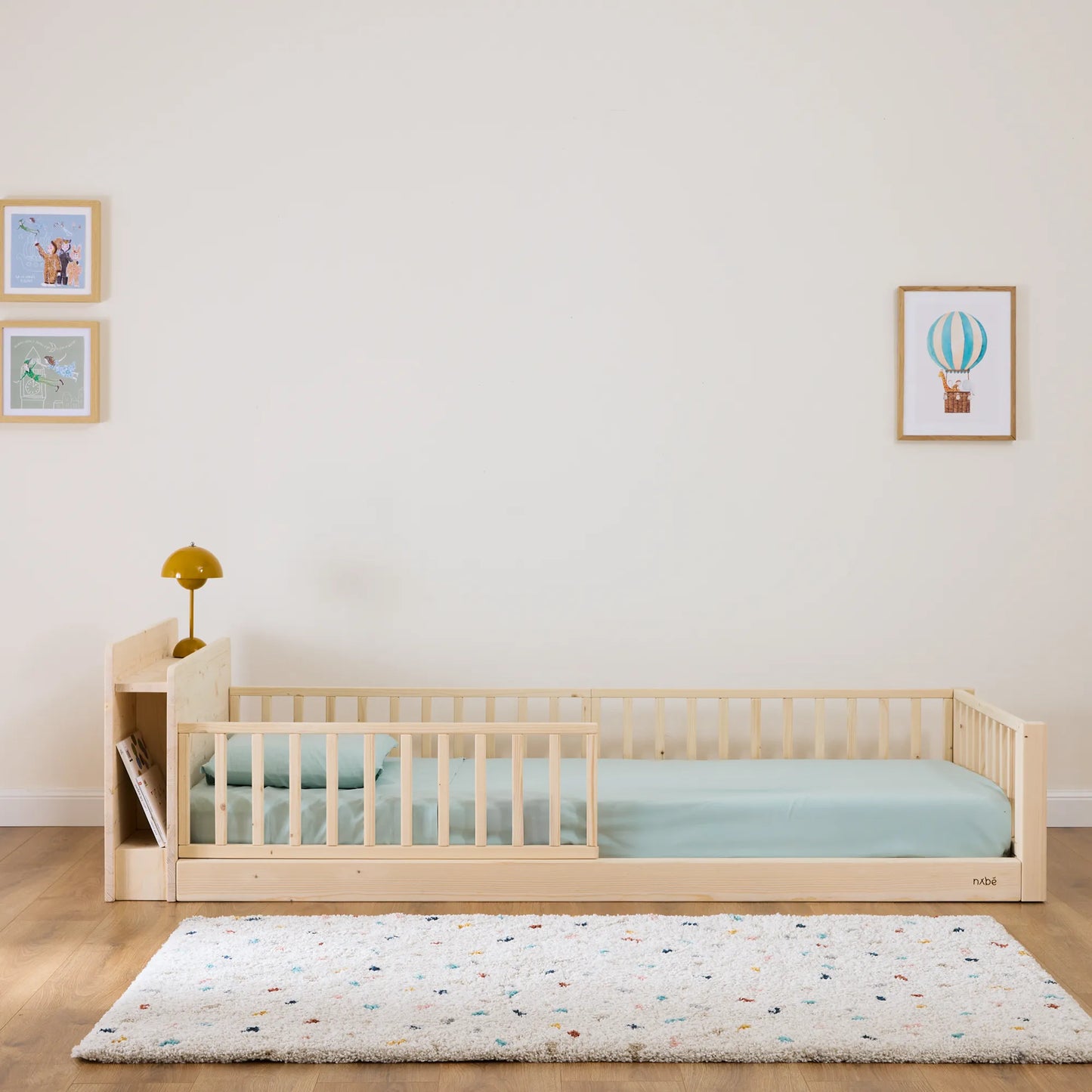 Mitwachsendes Kinderbett mit Stauraum-Kopfteil zero+ Fun