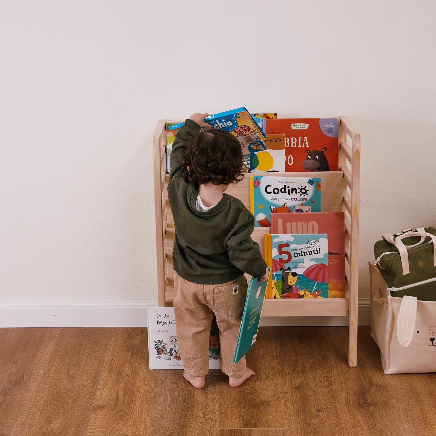 Mitwachsendes Bücherregal für Kinder EverGrow