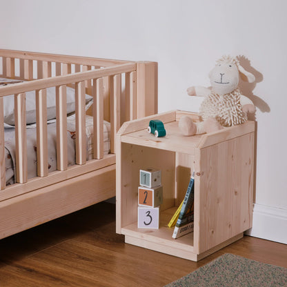 Mitwachsender Nachttisch EverGrow