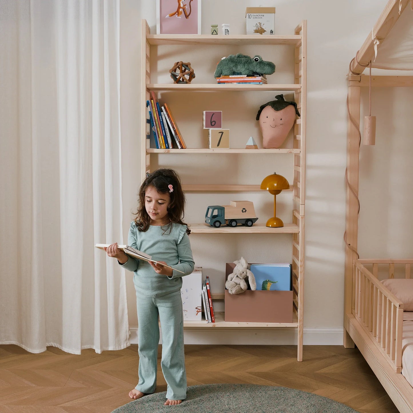 Mitwachsendes Bücherregal für Kinder EverGrow